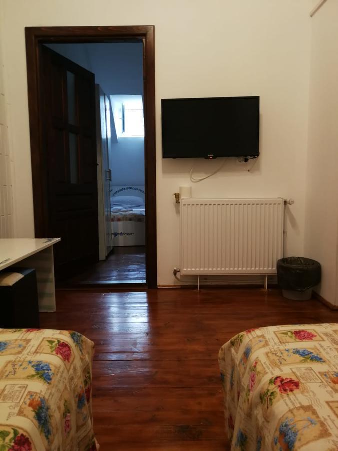 Pensiunea Geostar 2 Curtea de Argeş Esterno foto